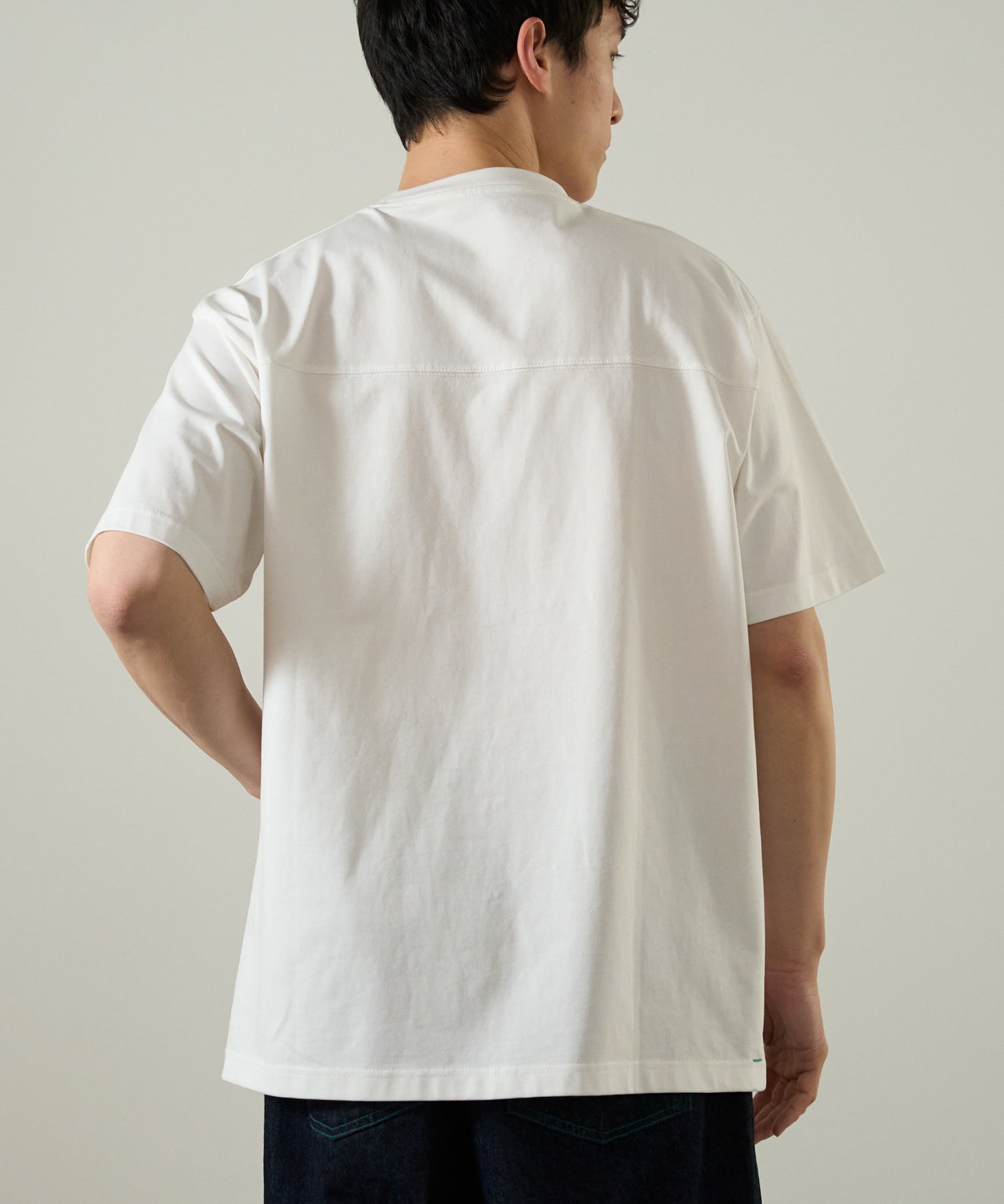 モデル 178cm / 着用 Lサイズ