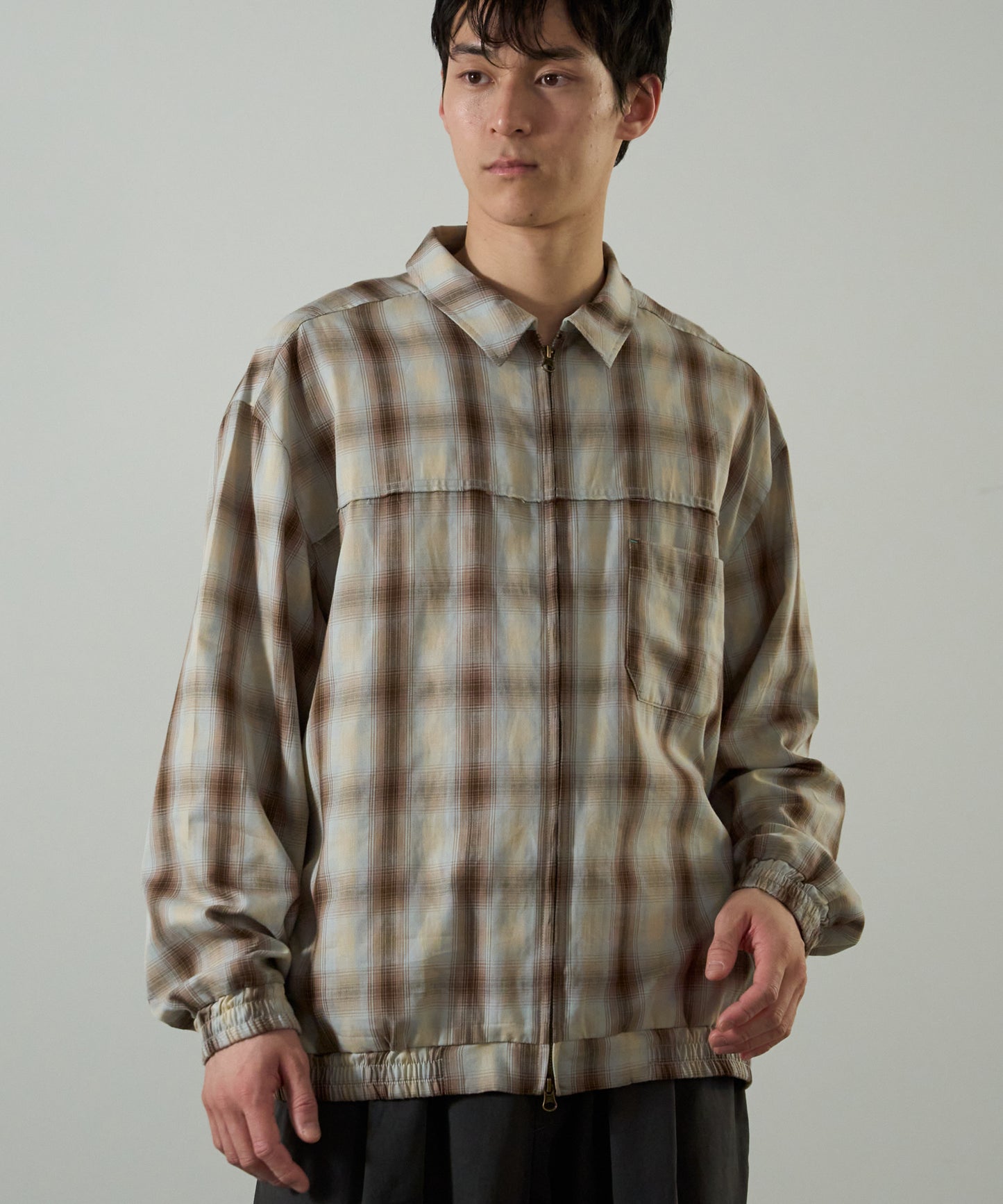 モデル 178cm / 着用 Lサイズ