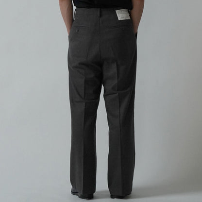 【SALE】24FW T/R TUCK WIDE SLACKS