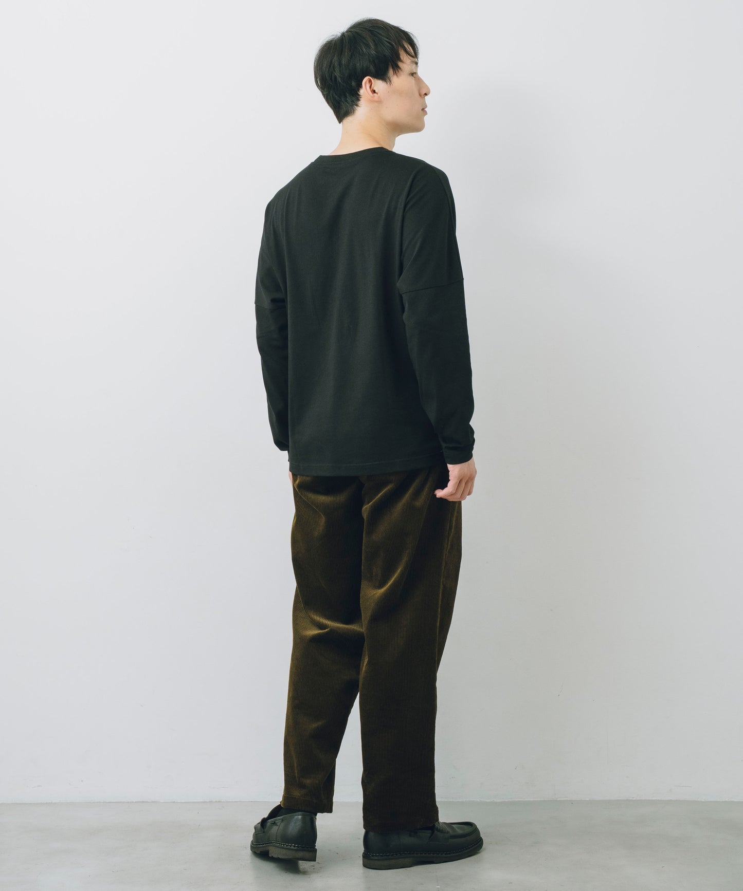 Corduroy Tuck Wide Tapered Pants