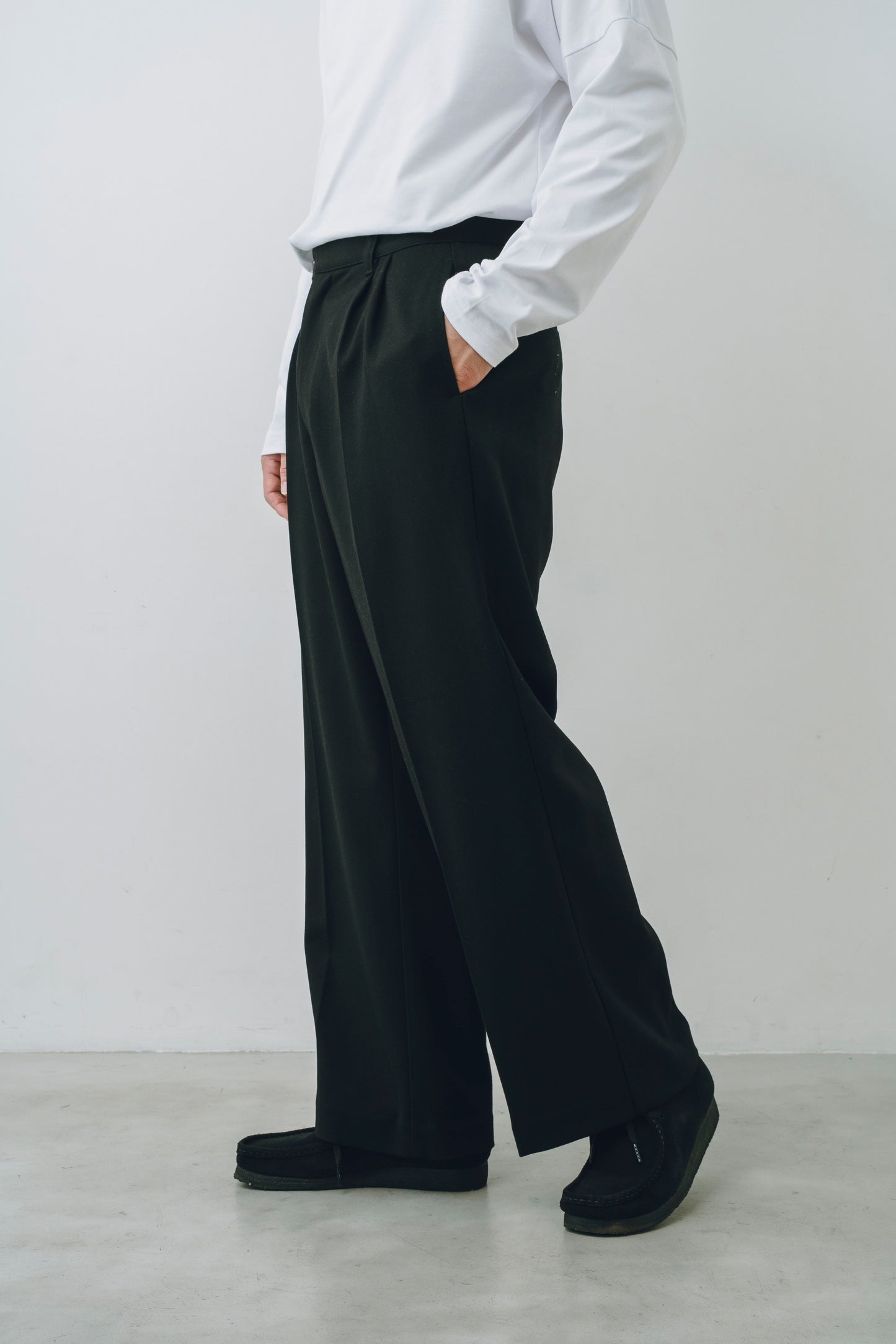 Wool-Blend Twill Tuck Wide Slacks