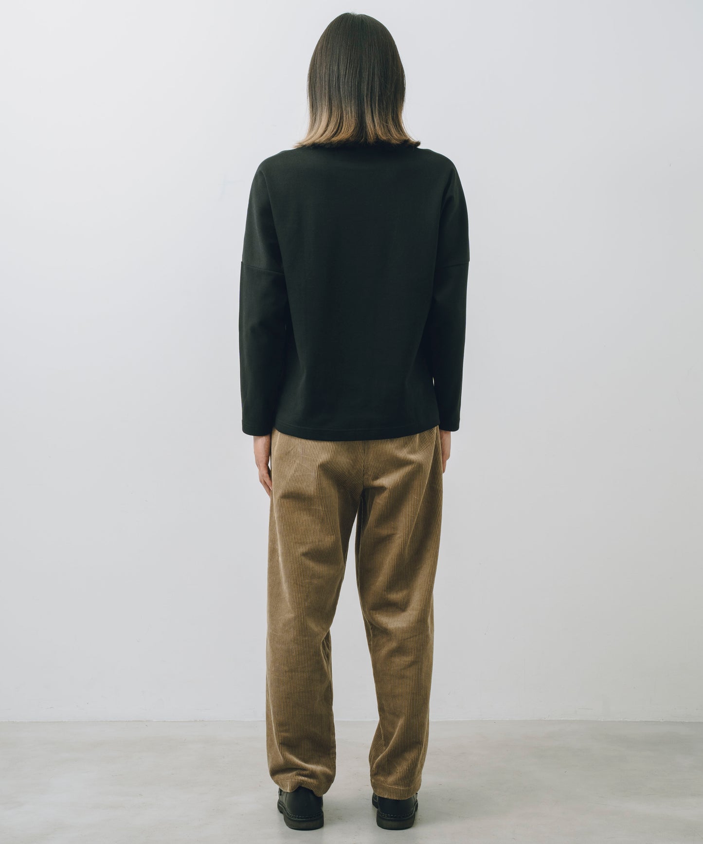 Corduroy Tuck Wide Tapered Pants